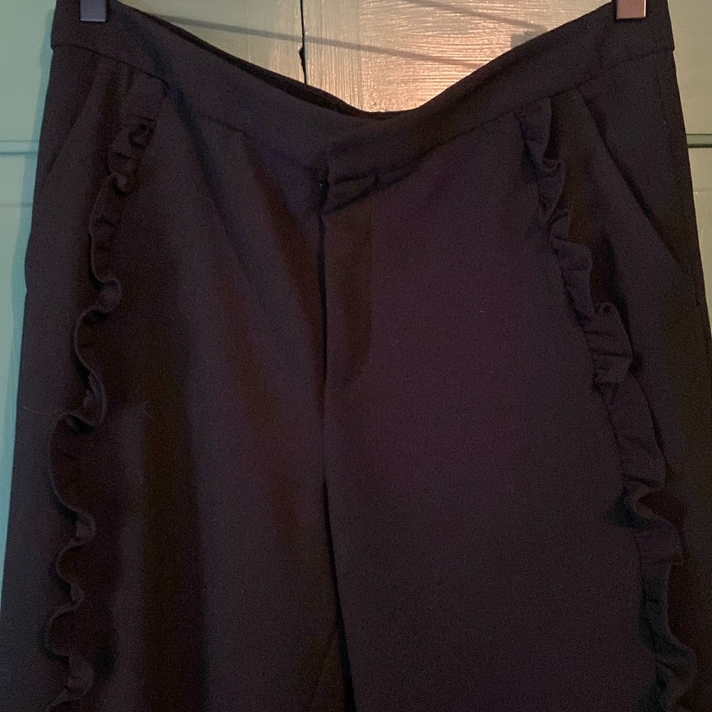 ZARA trousers with ruffle